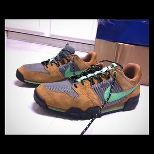 Nike + Stussy Morgan 2 Premium Ginger Poison Green